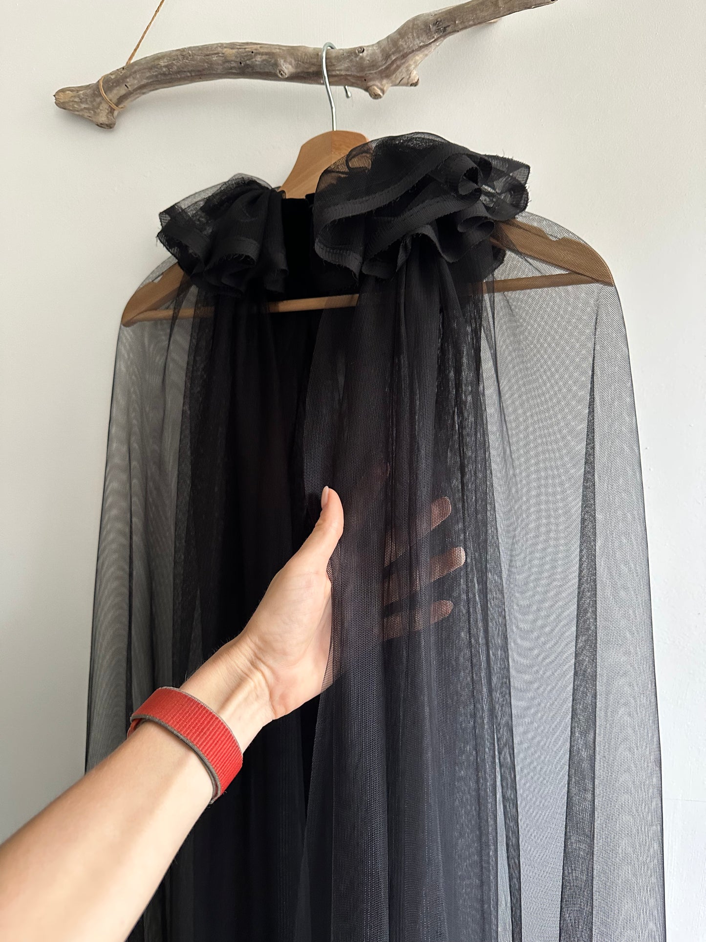 Tulle sheer cloak with ruffle collar for women